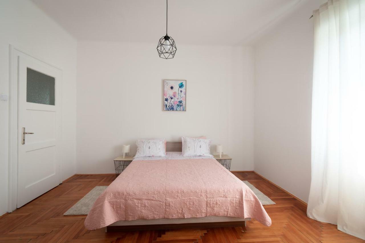 דירות ספליט Apartman Rhapsody מראה חיצוני תמונה