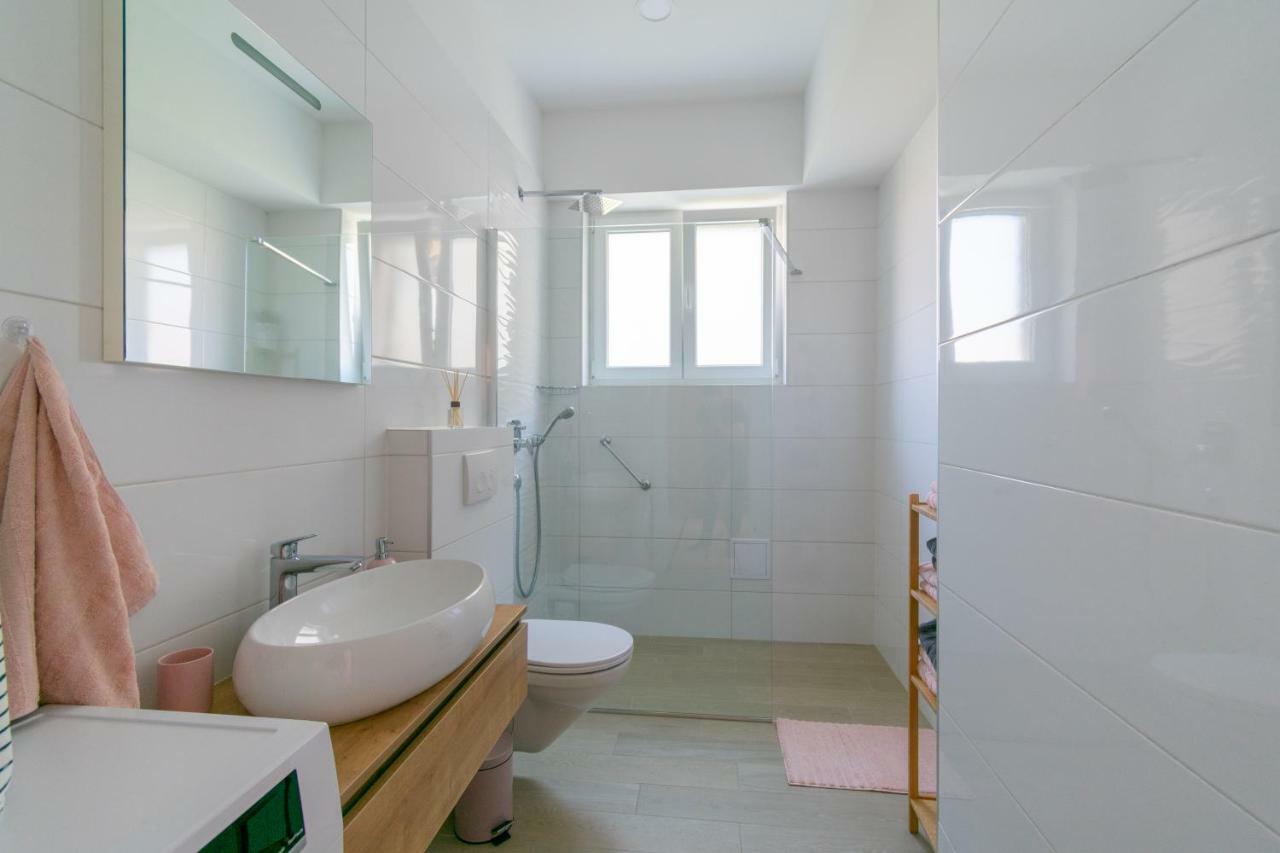 דירות ספליט Apartman Rhapsody מראה חיצוני תמונה