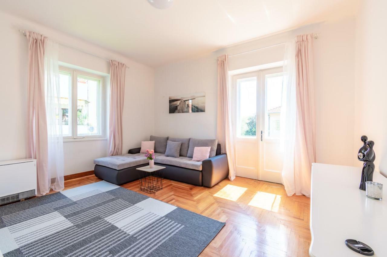דירות ספליט Apartman Rhapsody מראה חיצוני תמונה