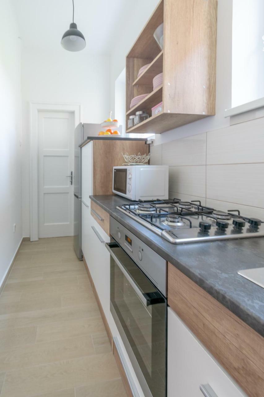 דירות ספליט Apartman Rhapsody מראה חיצוני תמונה